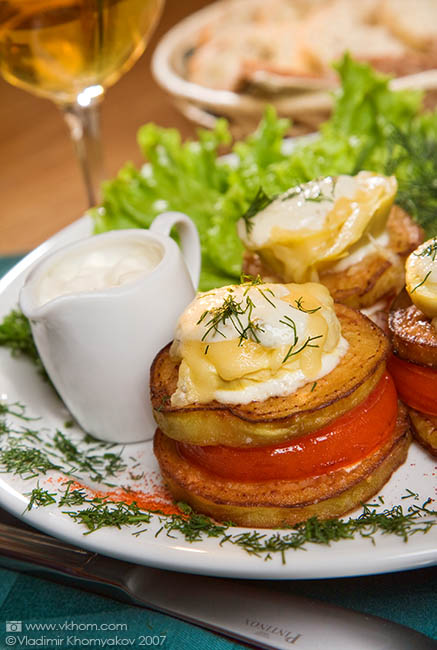 Vegetable barrel (egg-plant, tomato, artichoke)